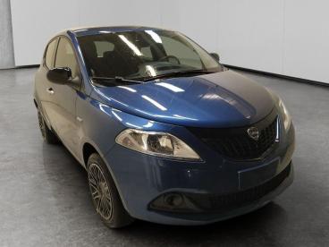 LANCIA CERTIFIED Lancia Ypsilon 1.0 Firefly Hybrid Platino S And S 70cv Usata - City Car Ibrido Blu - Cuneo - 2460046_4