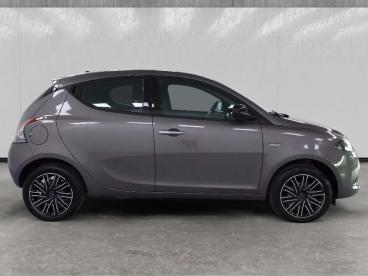 LANCIA CERTIFIED Lancia Ypsilon 1.0 Firefly Hybrid Gold S And S 70cv Usata - City Car Ibrido Grigio - Cuneo - 2460047_5
