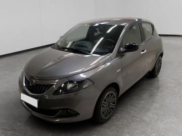 LANCIA CERTIFIED Lancia Ypsilon 1.0 Firefly Hybrid Gold S And S 70cv 5p.ti Usata - City Car Ibrido Grigio - Cuneo - 2460052_2