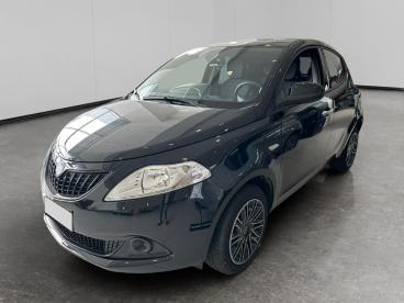 LANCIA CERTIFIED Lancia Ypsilon 1.0 Firefly Hybrid Oro S And S 70cv Usata - City Car Ibrido Nero - Cuneo - 2460056_2