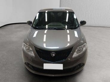 LANCIA CERTIFIED Lancia Ypsilon 1.0 Firefly Hybrid Oro S And S 70cv Usata - City Car Ibrido Grigio - Cuneo - 2460068_3