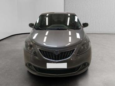 LANCIA CERTIFIED Lancia Ypsilon 1.0 Firefly Hybrid Platino S And S 70cv Usata - City Car Ibrido Grigio - Cuneo - 2460076_3