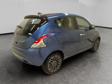 LANCIA CERTIFIED Lancia Ypsilon 1.0 Firefly Hybrid Platino S And S 70cv Usata - City Car Ibrido Blu - Cuneo - 2460087_5