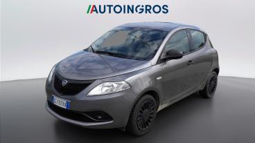 LANCIA CERTIFIED Lancia Ypsilon Iii 2015 1.0 Firefly Hybrid Silver S And S 70cv Usata - City Car Ibrido Grigio - Torino - 2461655_1