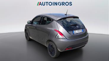 LANCIA CERTIFIED Lancia Ypsilon Iii 2015 1.0 Firefly Hybrid Silver S And S 70cv Usata - City Car Ibrido Grigio - Torino - 2461655_3
