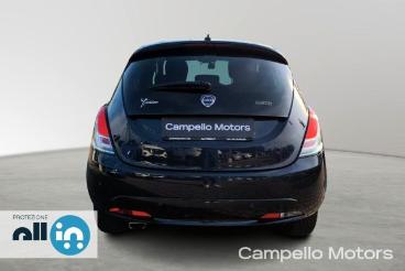 LANCIA CERTIFIED Lancia Ypsilon 1.0 70cv Hybrid Gold Usata - City Car Ibrido Blu - Mirano - 2461703_4