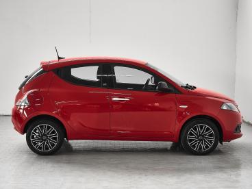 LANCIA CERTIFIED Lancia Ypsilon 1.0 Firefly 70cv S And S Hybrid Gold Usata - City Car Ibrido Rosso - Prato - 2461711_5
