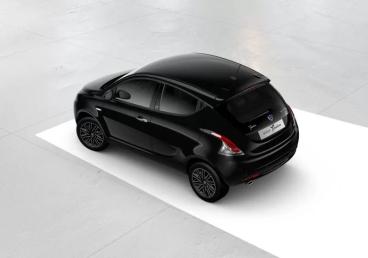 LANCIA CERTIFIED Lancia Ypsilon 1.0 Firefly 5 Porte S And S Hybryd Gold Usata - City Car Ibrido Nero - Foggia - 2461754_3
