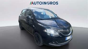LANCIA CERTIFIED Lancia Ypsilon Iii 2015 1.0 Firefly Hybrid Silver S And S 70cv Usata - City Car Ibrido Nero - Torino - 2462154_1