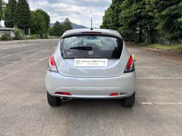 LANCIA CERTIFIED Lancia Ypsilon 1.2 69cv Gpl Gold Usata - City Car  Bianco - Torino - 2462386_5