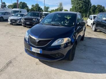 LANCIA CERTIFIED Lancia Ypsilon 1.2 Elefantino Blu Ecochic Gpl 69cv My19 Usata - City Car Gpl Blu - Milano - 2462953_1