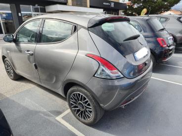 LANCIA CERTIFIED Lancia Ypsilon 1.0 Firefly 5 Porte S And S Hybrid Platino Usata - City Car Ibrido Grigio - Avezzano - 2463033_4