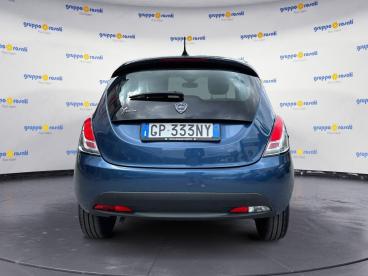 LANCIA CERTIFIED Lancia Ypsilon New 5 Porte My23 1.0 Firefly 70 Cvstart And Stop H Usata - City Car Ibrido Blu - Roma - 2463413_5
