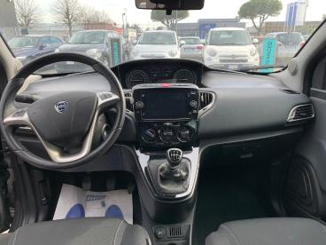 LANCIA CERTIFIED Lancia Ypsilon 1.0 Firefly 5 Porte S And S Hybrid Gold Usata - City Car Ibrido Grigio - Ravenna - 2463931_5