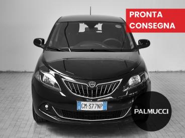 LANCIA CERTIFIED Lancia Ypsilon 1.0 Firefly 70cv Hybrid Gold Usata - City Car Ibrido Nero - Prato - 2467242_2