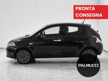 LANCIA CERTIFIED Lancia Ypsilon 1.0 Firefly 70cv Hybrid Gold Usata - City Car Ibrido Nero - Prato - 2467242_4