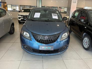 LANCIA CERTIFIED Lancia Ypsilon 1.0 Firefly 70 Cv Start And Stop Hybrid Silver Usata - City Car Ibrido Blu - Verbania - 2467654_1