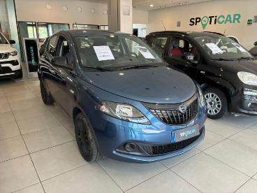 LANCIA CERTIFIED Lancia Ypsilon 1.0 Firefly 70 Cv Start And Stop Hybrid Silver Usata - City Car Ibrido Blu - Verbania - 2467654_2
