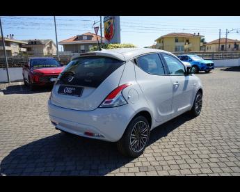 LANCIA CERTIFIED Lancia Ypsilon 3&ordf; Serie 1.0 Firefly 5 Porte S And S Hybrid Ecochi Usata - City Car Ibrido Grigio - Pineto - 2468828_5