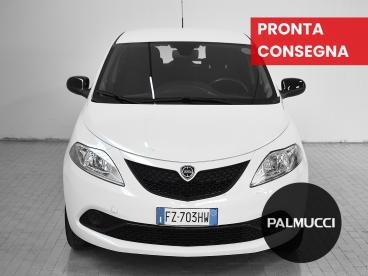 LANCIA CERTIFIED Lancia Ypsilon 1.2 69cv Start And  Stop Gold Usata - City Car Benzina Bianco - Prato - 2470665_2