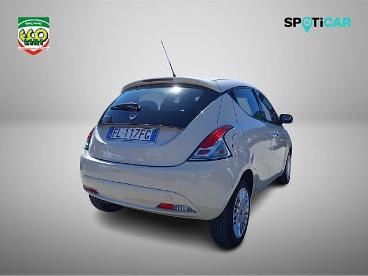 SPOTICAR Lancia Ypsilon 1.3 Mjt 16v 95 Cv 5 Porte S&s Silver Usata - City Car Diesel Bianco - San Giorgio A Liri - 1202472585_5