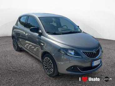 LANCIA CERTIFIED Lancia Ypsilon Iii 2021 1.0 Firefly Hybrid Gold S And S 70cv 5p.t Usata - City Car Ibrido Grigio - Roma - 2473887_2