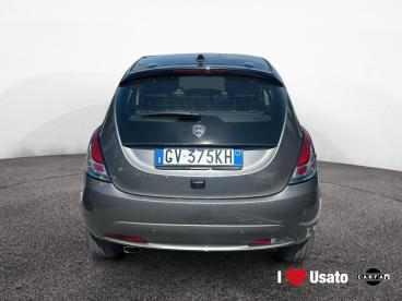 LANCIA CERTIFIED Lancia Ypsilon Iii 2021 1.0 Firefly Hybrid Gold S And S 70cv 5p.t Usata - City Car Ibrido Grigio - Roma - 2473887_5