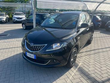LANCIA CERTIFIED Lancia Ypsilon 1.0 Firefly 70cv S And S Hybrid Gold Usata - City Car Ibrido Grigio - Milano - 2475941_1