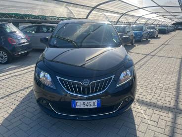 LANCIA CERTIFIED Lancia Ypsilon 1.0 Firefly 70cv S And S Hybrid Gold Usata - City Car Ibrido Grigio - Milano - 2475941_2