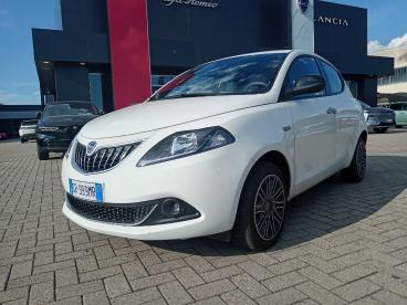 LANCIA CERTIFIED Lancia Ypsilon 1.0 Firefly 70cv Hybrid Gold Usata - City Car Ibrido Bianco - Spinetta Marengo - 2480416_1