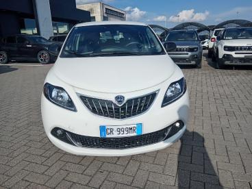 LANCIA CERTIFIED Lancia Ypsilon 1.0 Firefly 70cv Hybrid Gold Usata - City Car Ibrido Bianco - Spinetta Marengo - 2480416_2