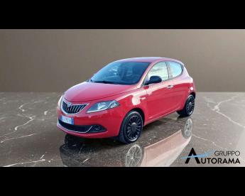LANCIA CERTIFIED Lancia Ypsilon 3&ordf; Serie 1.0 Firefly 5 Porte S And S Hybrid Ecochi Usata - City Car Ibrido Rosso - Sassuolo - 2482788_1