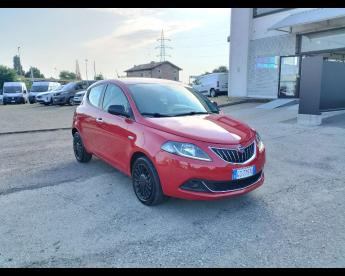 LANCIA CERTIFIED Lancia Ypsilon 3&ordf; Serie 1.0 Firefly 5 Porte S And S Hybrid Ecochi Usata - City Car Ibrido Rosso - Sassuolo - 2482788_2