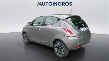 LANCIA CERTIFIED Lancia Ypsilon Iii 2015 1.0 Firefly Hybrid Gold S And S 70cv Usata - City Car Ibrido Grigio - Torino - 2482821_3