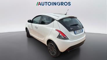 LANCIA CERTIFIED Lancia Ypsilon Iii 2021 1.0 Firefly Hybrid Silver S And S 70cv 5p Usata - City Car Ibrido Bianco - Torino - 2482824_3
