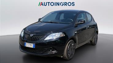 LANCIA CERTIFIED Lancia Ypsilon Iii 2021 1.0 Firefly Hybrid Silver S And S 70cv Usata - City Car Ibrido Nero - Torino - 2482825_1