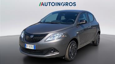 LANCIA CERTIFIED Lancia Ypsilon Iii 2021 1.0 Firefly Hybrid Silver S And S 70cv Usata - City Car Ibrido Grigio - Torino - 2482826_1