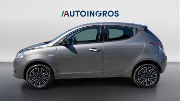 LANCIA CERTIFIED Lancia Ypsilon Iii 2021 1.0 Firefly Hybrid Silver S And S 70cv Usata - City Car Ibrido Grigio - Torino - 2482826_2