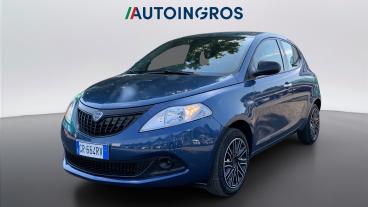 LANCIA CERTIFIED Lancia Ypsilon Iii 2021 1.0 Firefly Hybrid Silver S And S 70cv Usata - City Car Ibrido Blu - Torino - 2482827_1