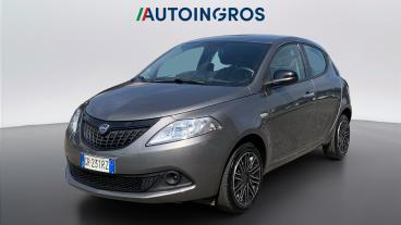 LANCIA CERTIFIED Lancia Ypsilon Iii 2021 1.0 Firefly Hybrid Silver S And S 70cv Usata - City Car Ibrido Grigio - Torino - 2482833_1