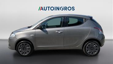 LANCIA CERTIFIED Lancia Ypsilon Iii 2021 1.0 Firefly Hybrid Silver S And S 70cv Usata - City Car Ibrido Grigio - Torino - 2482833_2