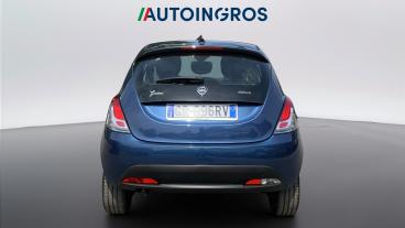 LANCIA CERTIFIED Lancia Ypsilon Iii 2021 1.0 Firefly Hybrid Silver S And S 70cv Usata - City Car Ibrido Blu - Torino - 2482836_4