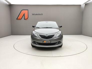 LANCIA CERTIFIED Lancia Ypsilon Iii 2021 1.0 70cv Hybrid Platino Usata - City Car Ibrido Plug-in Grigio - Voghera - 2482902_2