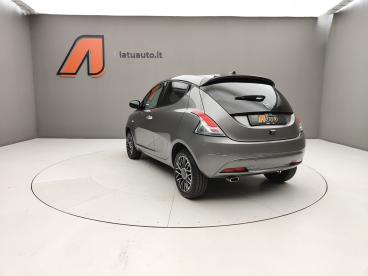 LANCIA CERTIFIED Lancia Ypsilon Iii 2021 1.0 70cv Hybrid Platino Usata - City Car Ibrido Plug-in Grigio - Voghera - 2482902_5