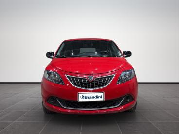 LANCIA CERTIFIED Lancia Ypsilon 1.0 Hybrid Silver S And S 70cv Usata - City Car Ibrido Rosso - Pistoia - 2483045_2