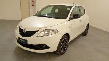 LANCIA CERTIFIED Lancia Ypsilon 3&ordf; Serie 1.2 69 Cv 5 Porte S And S Gold Usata - City Car Benzina Bianco - Imola - 2483085_1