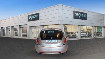 LANCIA CERTIFIED Lancia Ypsilon 3&ordf; Serie 1.0 Firefly 5 Porte S And S Hybrid Ecochi Usata - City Car Ibrido Giallo - Imola - 2483086_5