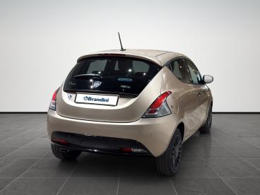 LANCIA CERTIFIED Lancia Ypsilon 1.0 Hybrid Maryne S And S 70cv Usata - City Car Ibrido Beige - Pistoia - 2485347_5
