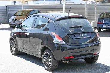 LANCIA CERTIFIED Lancia Ypsilon 1.2 69 Cv Gpl Gold Usata - City Car  Nero - Carmagnola - 2486367_4