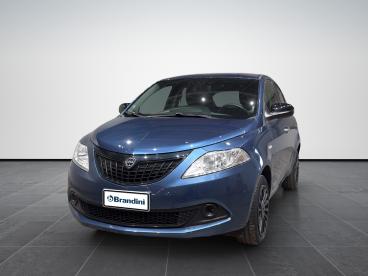 LANCIA CERTIFIED Lancia Ypsilon 1.0 Hybrid Silver S And S 70cv Usata - City Car Ibrido Blu - Pistoia - 2486438_1